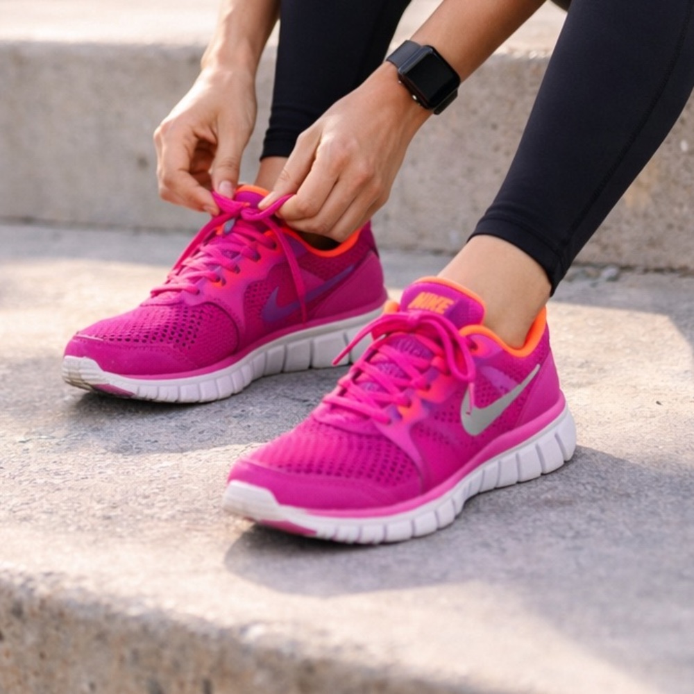 Nike Black Smartwatch With Rectangular Touchscreen - image 1